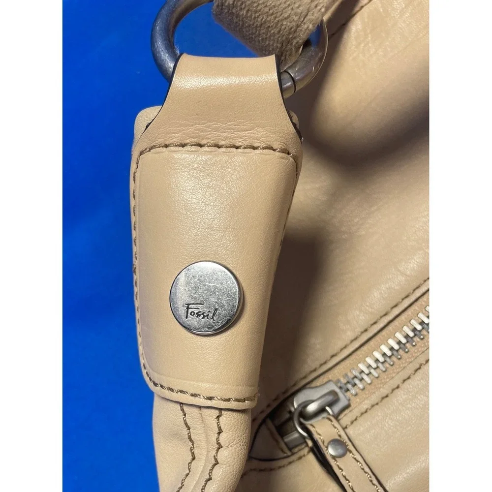 Fossil Leather Hobo Shoulder Bag Beige Tan Front Zip Pocket Slouchy Purse